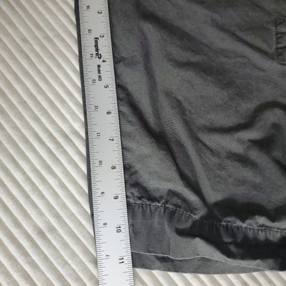 Gap Cargo Shorts Mens 34 Gray Green Snap Pockets 100% Cotton - Picture 8 of 9